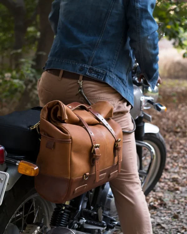 Outlaw Saddlebag Classic