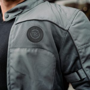 Chaquta RE Exploradora V3 Riding Gris