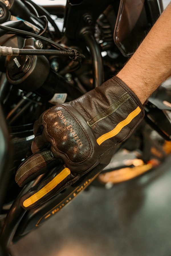 Guantes Royal Enfield Cuero Café Amarillo
