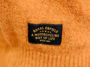 Suéter Royal Enfield Flatknit Crew Amarillo
