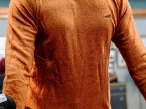 Suéter Royal Enfield Flatknit Crew Amarillo