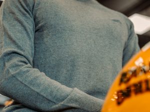 Sueter Royal Enfield Flatknit Crew Azul