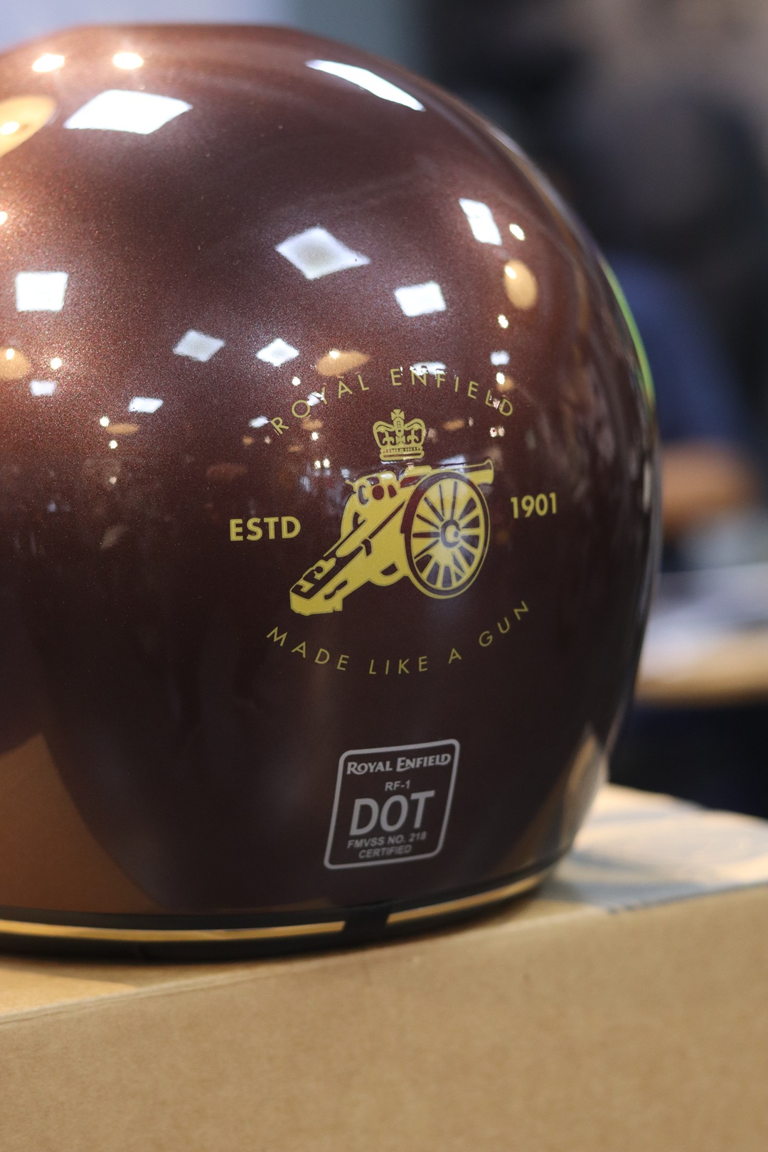 Casco RE RF-1 Marrón/Amarillo M58